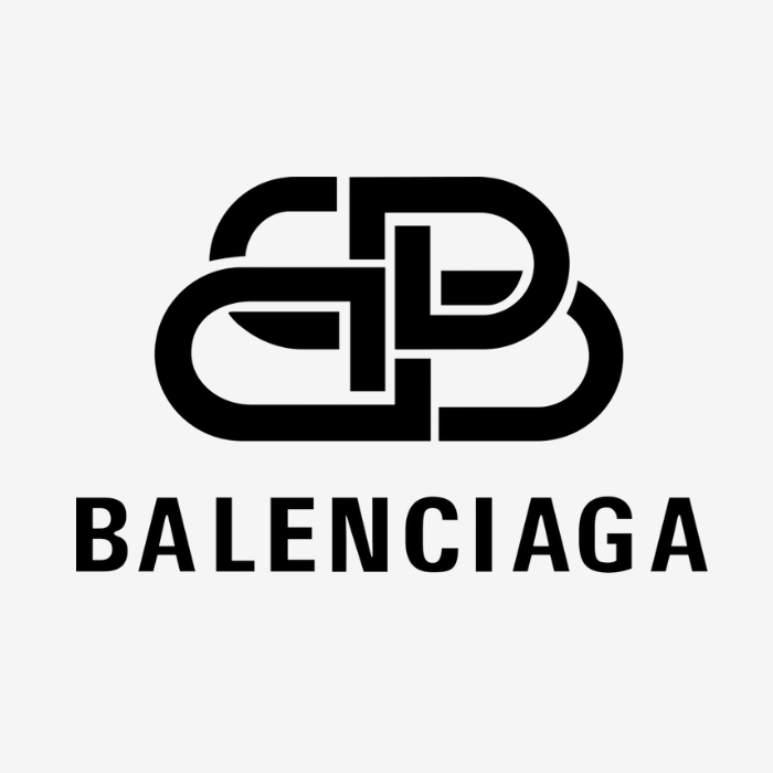 Balenciaga Pullis