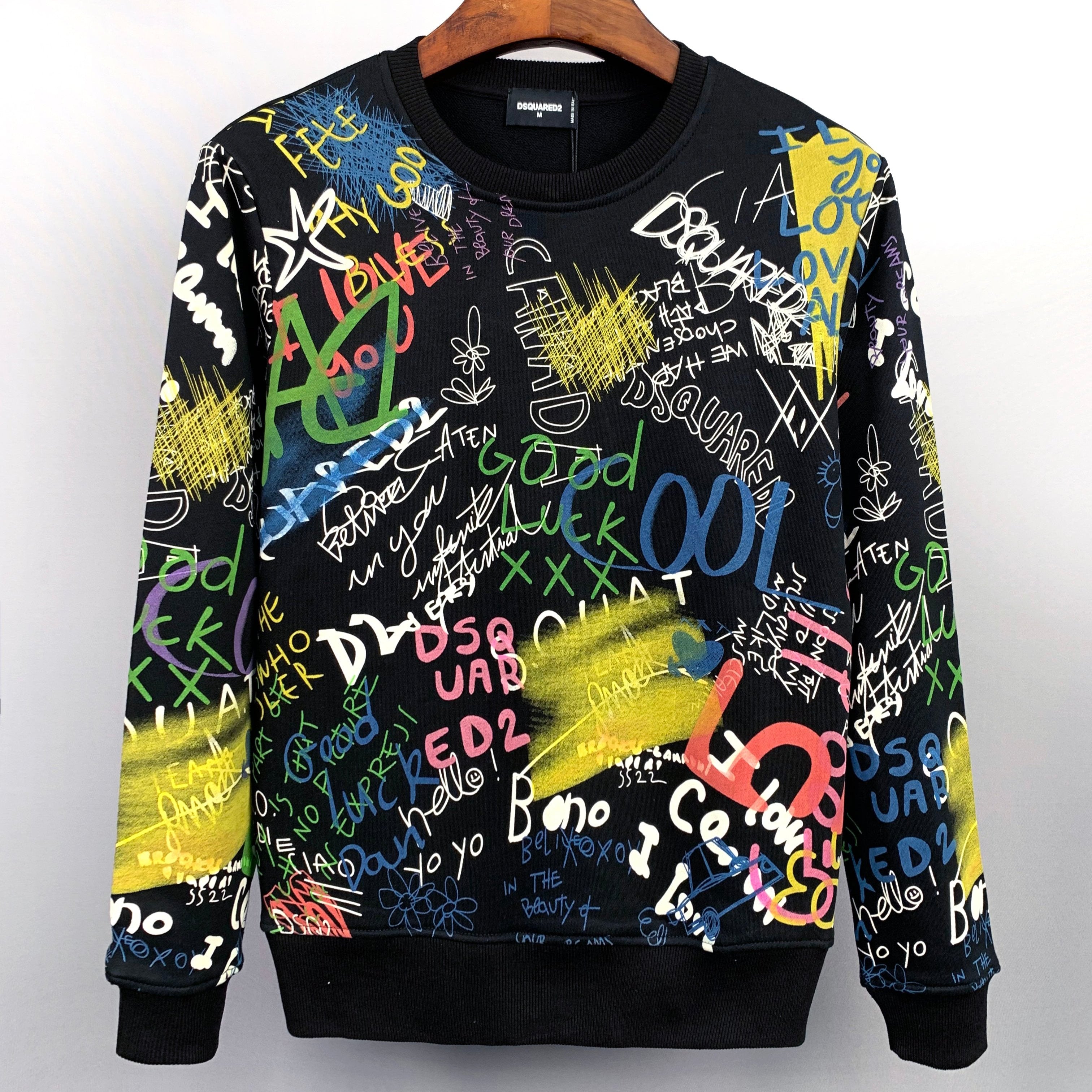 733 | DSQUARED2