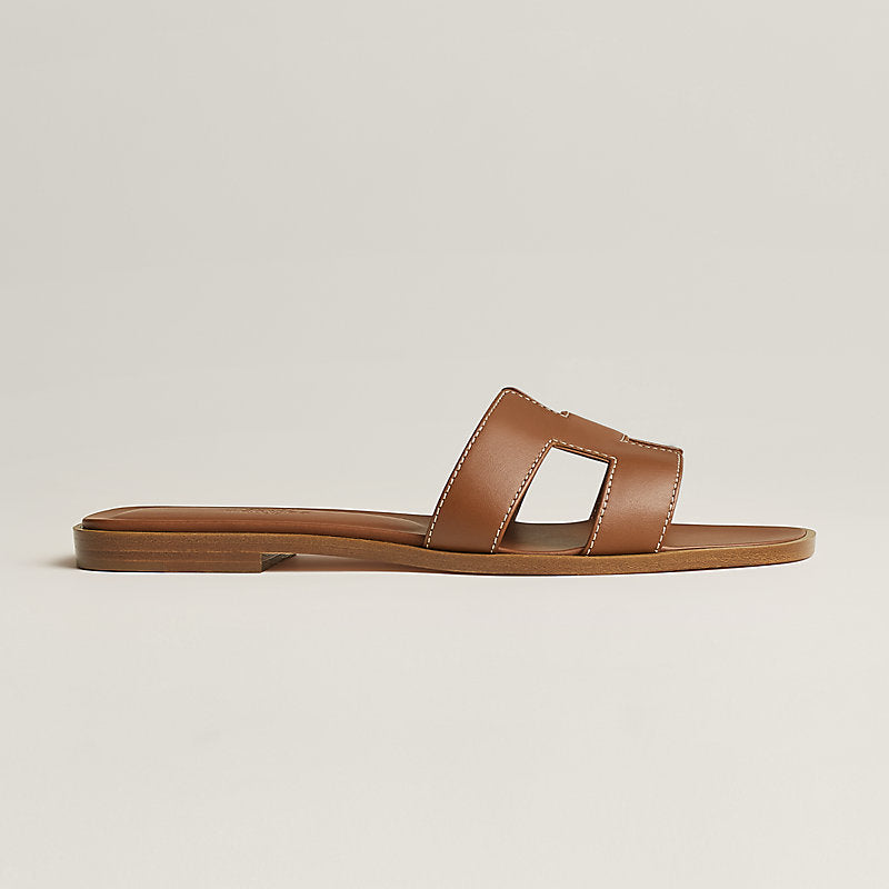 ELADÉLE HM Slides