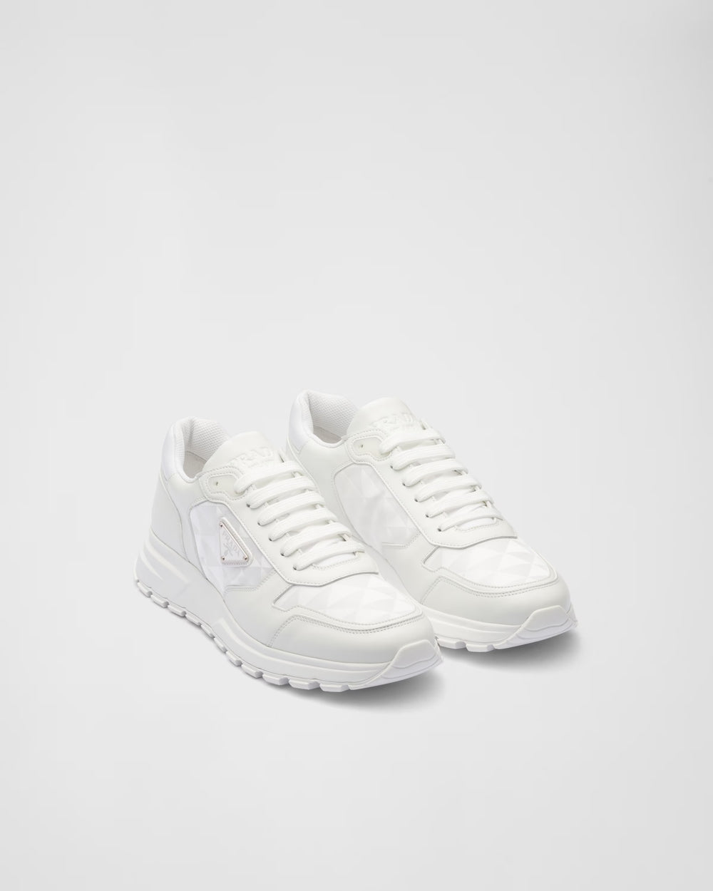 Lavive Luxury Sneaker
